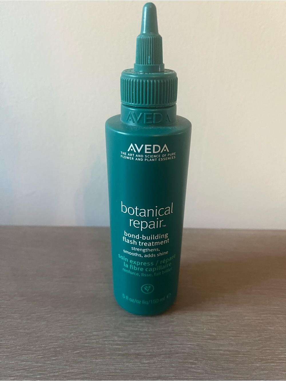AVEDA Botanical Repair Bond-Building Flash Treatment - Teal Green